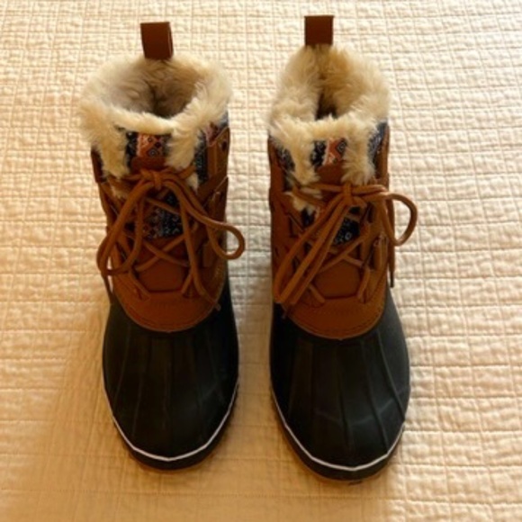 Women's Khombu faux fur lined waterproof lace up boot - Picture 2 of 5